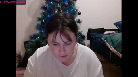 Snapshot of light_lunaa chatting on 01/02/25, 04:02 light_lunaa online show from 01/02/25, 04:02