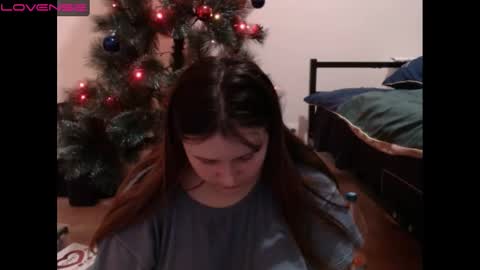 Snapshot of light_lunaa chatting on 01/05/25, 01:15 light_lunaa online show from 01/05/25, 01:15