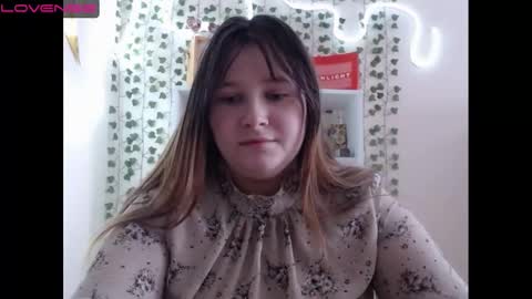 Snapshot of light_lunaa chatting on 01/13/25, 06:16 light_lunaa online show from 01/13/25, 06:16