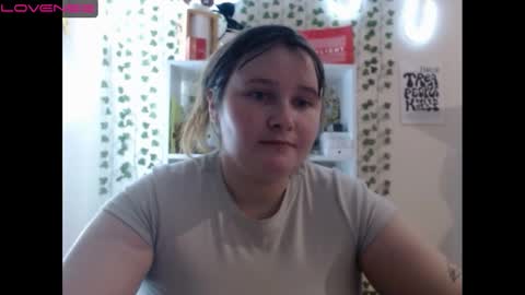 Snapshot of light_lunaa chatting on 01/13/25, 11:52 light_lunaa online show from 01/13/25, 11:52