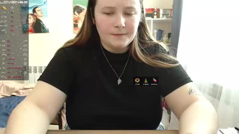 Snapshot of light_lunaa chatting on 02/20/25, 07:34 light_lunaa online show from 02/20/25, 07:34