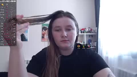 Snapshot of light_lunaa chatting on 03/01/25, 05:09 light_lunaa online show from 03/01/25, 05:09