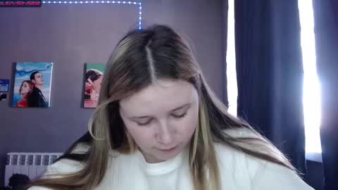 Snapshot of light_lunaa chatting on 10/12/25, 07:51 light_lunaa online show from 10/12/25, 07:51