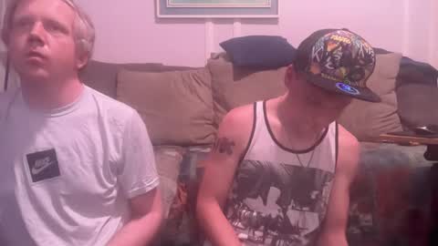 Snapshot of lighteye12489275 chatting on 10/04/25, 09:40 lighteye12489275 online show from 10/04/25, 09:40