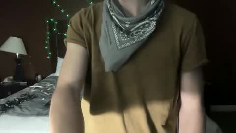 Snapshot of lighteye12489275 chatting on 10/31/25, 01:23 lighteye12489275 online show from 10/31/25, 01:23