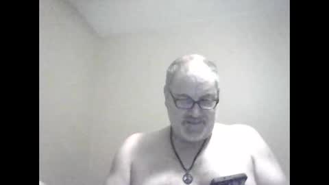 Snapshot of lightningx chatting on 02/14/25, 11:31 lightningx online show from 02/14/25, 11:31