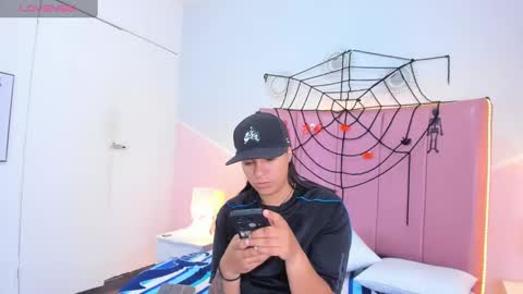 liiam_smith_ online show from 10/28/25, 12:52