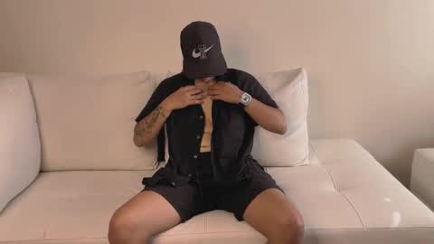 liiam_smith_ online show from 11/24/25, 12:38