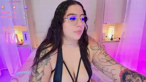         online show from 02/10/25, 02:48