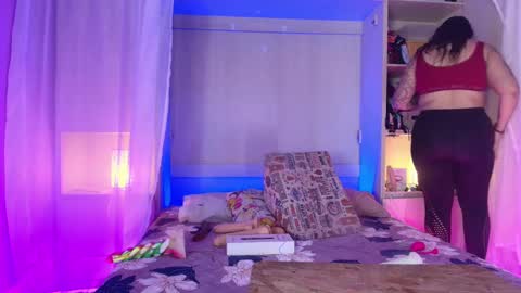         online show from 02/15/25, 11:39