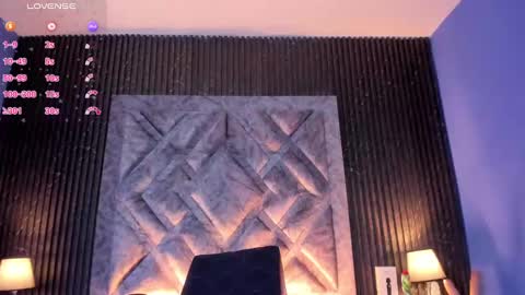         online show from 03/12/25, 02:45