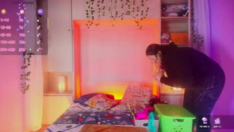         online show from 09/18/25, 11:56