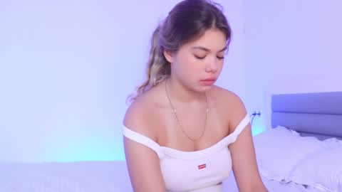 Snapshot of liimeee chatting on 09/23/25, 05:10 liimeee online show from 09/23/25, 05:10