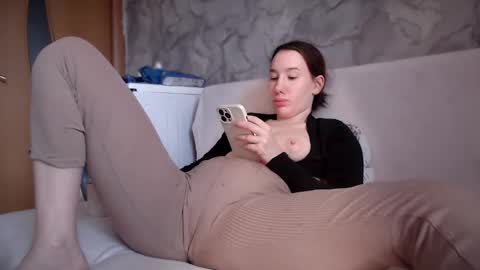 liissa207673 online show from 10/31/25, 05:08