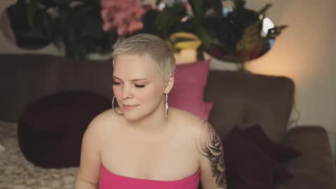 likaaberry online show from 10/20/25, 02:34