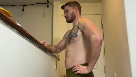 Snapshot of like2lick94 chatting on 02/28/25, 05:04 like2lick94 online show from 02/28/25, 05:04