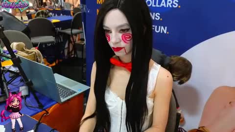 Snapshot of likemyashe chatting on 10/26/25, 07:09 LikeMyAshe online show from 10/26/25, 07:09