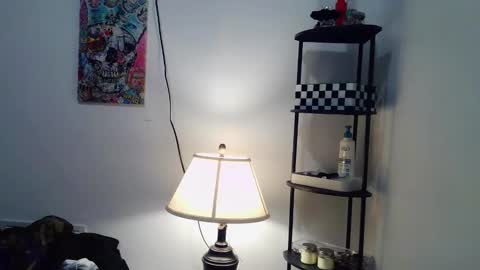 Snapshot of lil_bit_midnightmuse chatting on 11/05/25, 07:36 lil_bit_midnightmuse online show from 11/05/25, 07:36