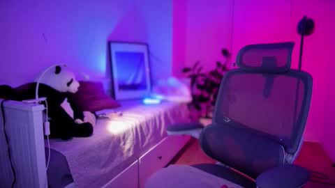 Snapshot of lil_gabbyg chatting on 11/21/25, 09:57 Gabriela online show from 11/21/25, 09:57