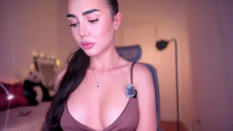 Snapshot of lil_gabbyg chatting on 11/28/25, 07:16 Gabriela online show from 11/28/25, 07:16