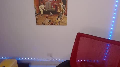 Lisaa online show from 12/19/24, 02:34