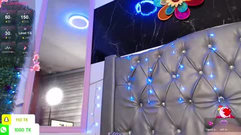   online show from 09/19/25, 11:11