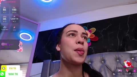   online show from 10/11/25, 12:04