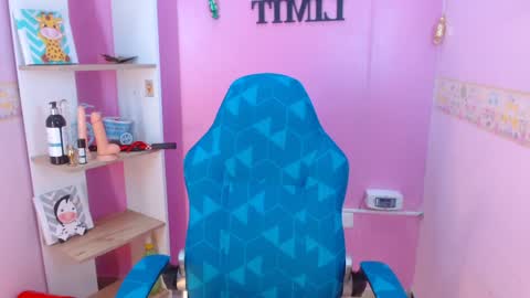 Snapshot of lila_pinky chatting on 01/24/25, 01:47 L I L A online show from 01/24/25, 01:47