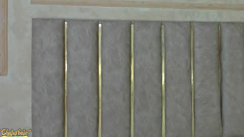 lila bailey  online show from 10/28/25, 07:49