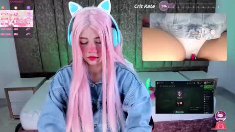 Lila online show from 10/22/25, 01:00