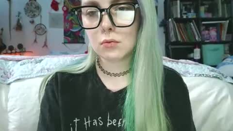 emily ryanson online show from 12/16/24, 05:22