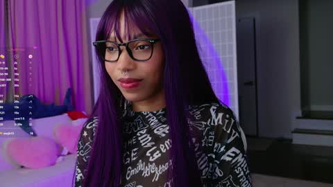 Snapshot of lileviemarie chatting on 12/13/24, 02:32 evie online show from 12/13/24, 02:32