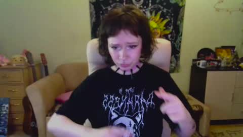 Lil online show from 12/05/24, 10:44