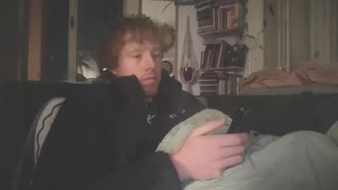 Snapshot of lilginge1 chatting on 09/30/25, 06:02 lilginge1 online show from 09/30/25, 06:02