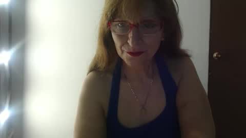Snapshot of lilhy_mcfly chatting on 11/14/25, 05:22 lilieth online show from 11/14/25, 05:22