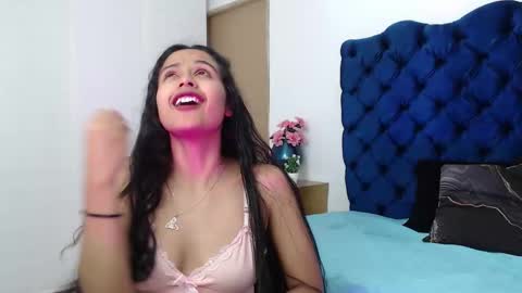 Lili online show from 10/27/25, 03:21