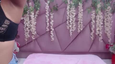 LILI CANDIES online show from 09/25/25, 11:58