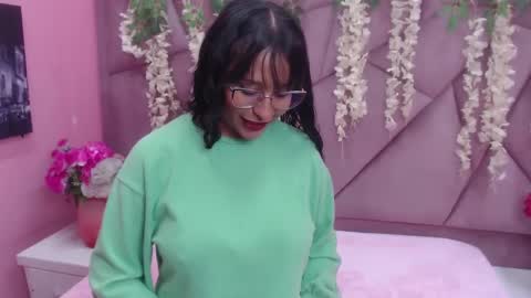 LILI CANDIES online show from 09/30/25, 01:27