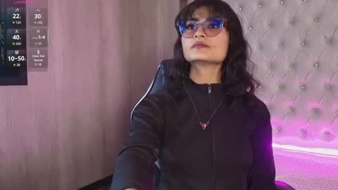 lili_clan online show from 11/04/25, 12:59