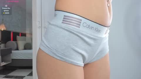 Snapshot of lili_foxy chatting on 02/22/25, 01:35 lili online show from 02/22/25, 01:35
