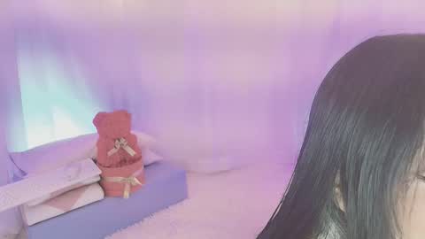 Snapshot of lili_tay chatting on 09/28/25, 11:04 Lili online show from 09/28/25, 11:04