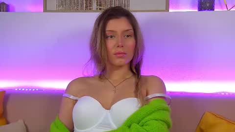 Mia online show from 02/10/25, 09:36