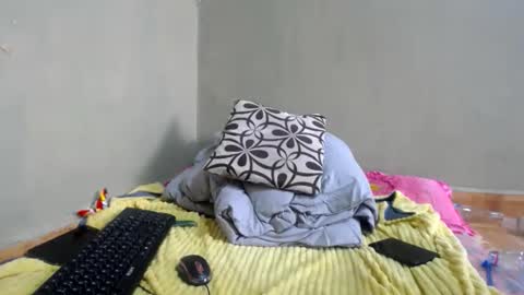 Snapshot of liliahsexie chatting on 10/30/25, 06:37 liliah online show from 10/30/25, 06:37