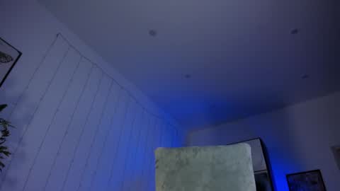 Snapshot of lilian_kroft chatting on 01/06/25, 12:13 LIL online show from 01/06/25, 12:13