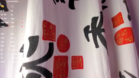 holis soy lily chang no olvides el pulgar arriba es muy importante para mi 3 independent model online show from 12/10/24, 02:27