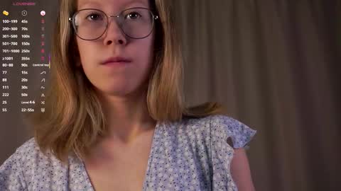 Snapshot of lilianlimbach chatting on 09/12/25, 07:14 Lisa online show from 09/12/25, 07:14