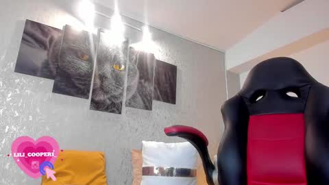 Lili Cooper online show from 02/08/25, 12:49