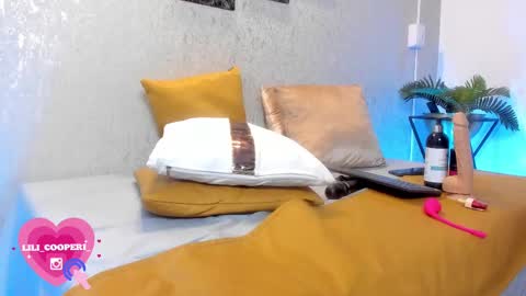 Lili Cooper online show from 02/23/25, 03:02