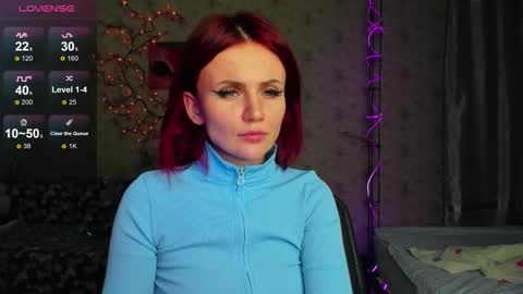 Lilie online show from 10/14/25, 07:03