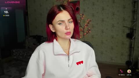 Lilie online show from 11/04/25, 03:27